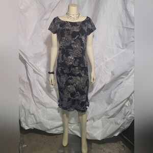 Vinrage Max Studio Black and White Midi Dress 100% Polyester